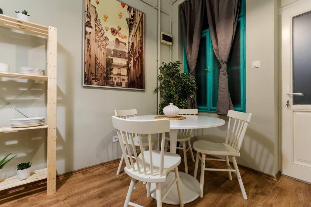 Cosy Apartment In Party District K30 Budapest Exterior foto